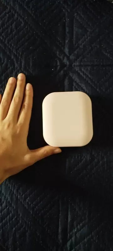Small mirror with lights